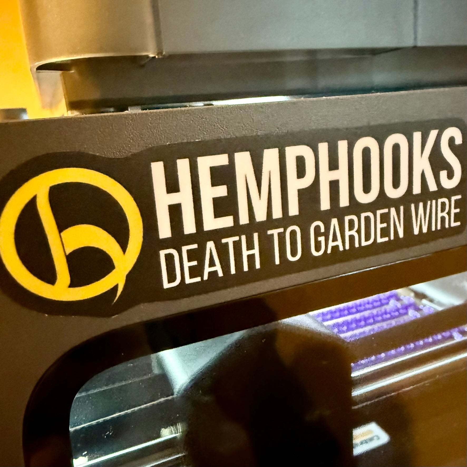 HempHooks sticker 2-pack